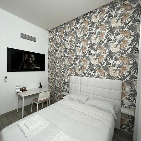 Habitacion Bruselas Style Madrid Bagian luar foto