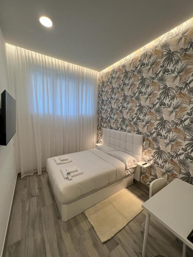 Habitacion Bruselas Style Madrid Bagian luar foto