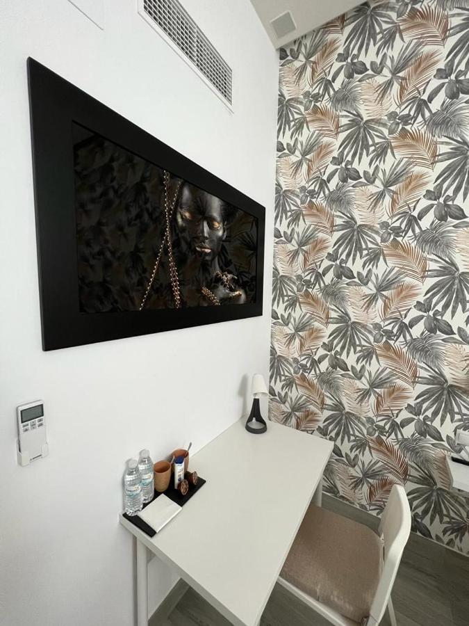 Habitacion Bruselas Style Madrid Bagian luar foto